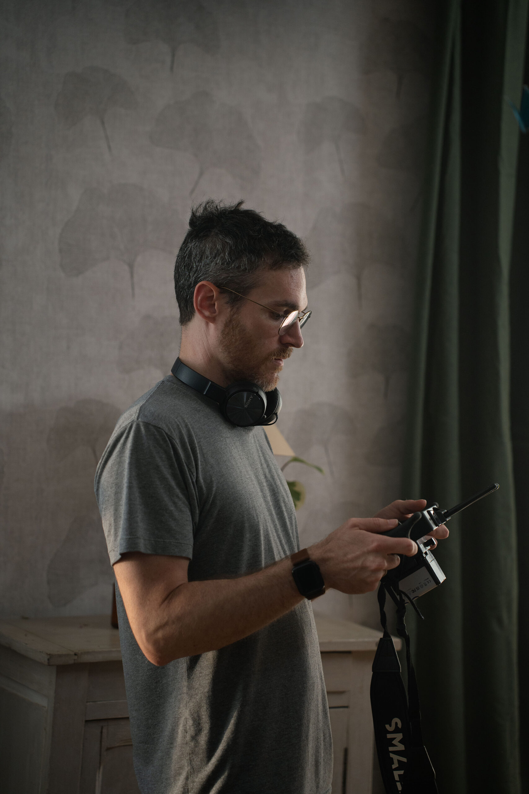 On set photography for the short film La Livraison.